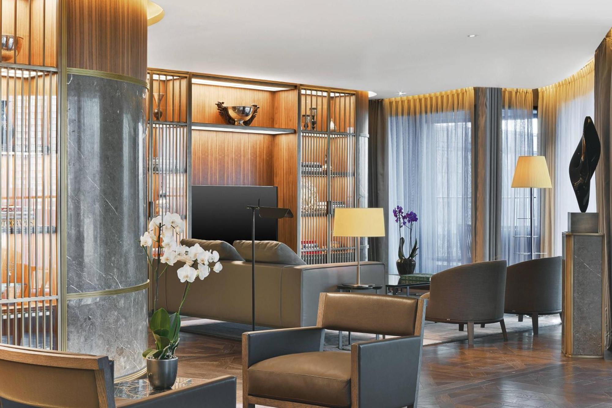 The St. Regis 5*